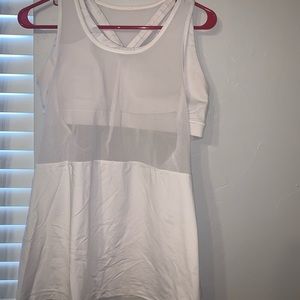 Lululemon tank with a built in bra